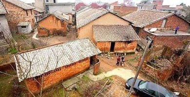 millonario transforma pueblo 2