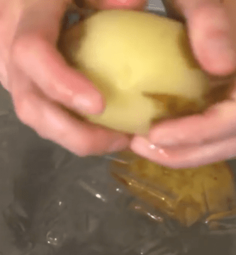 pelar patatas
