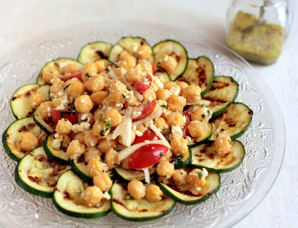 ensalada-de-garbanzos-y-calabacín