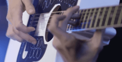 guitarra destacada