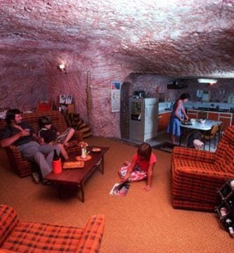 pueblo bajo tierra 01