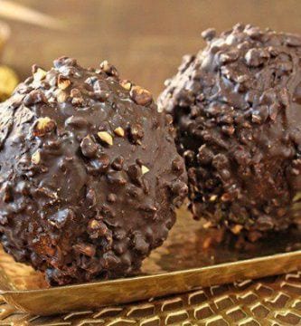 giant ferrero rocher hazelnut mousse cake 31