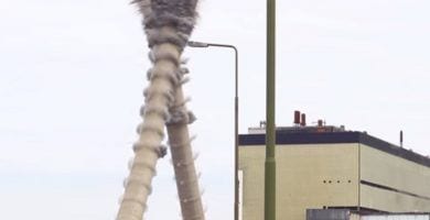 demolicion chimeneas
