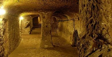 derinkuyu la ciudad eexcavada en la piedra 1