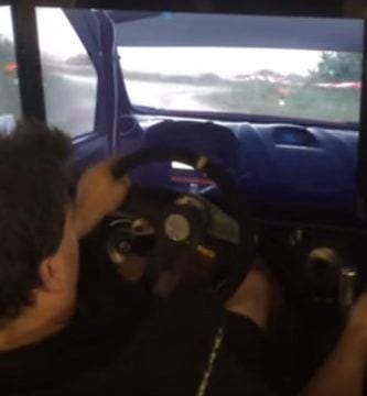 videojuego tres pantallas