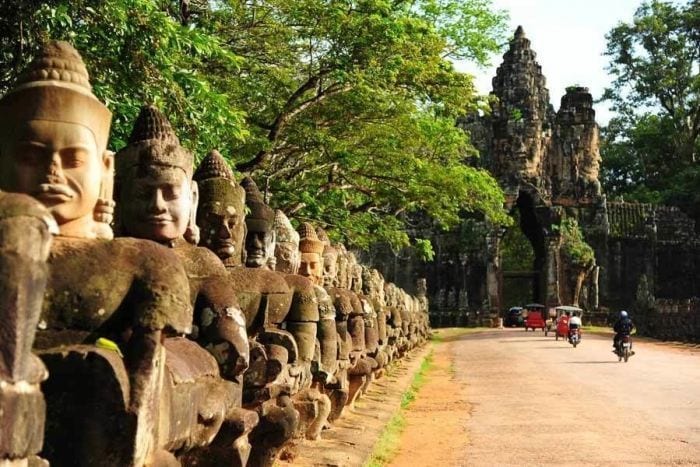 como-son-realmente-monumentos-famosos-angkor-expectativa