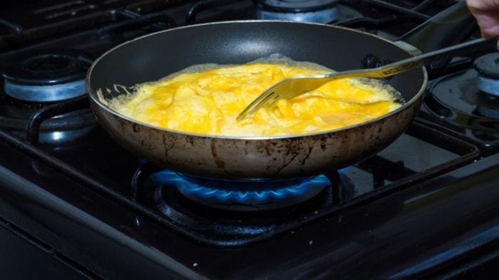 errores-al-cocinar-huevos-05