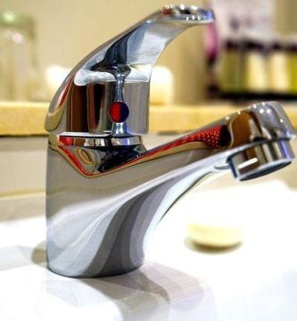 truco limpiar bano destacada