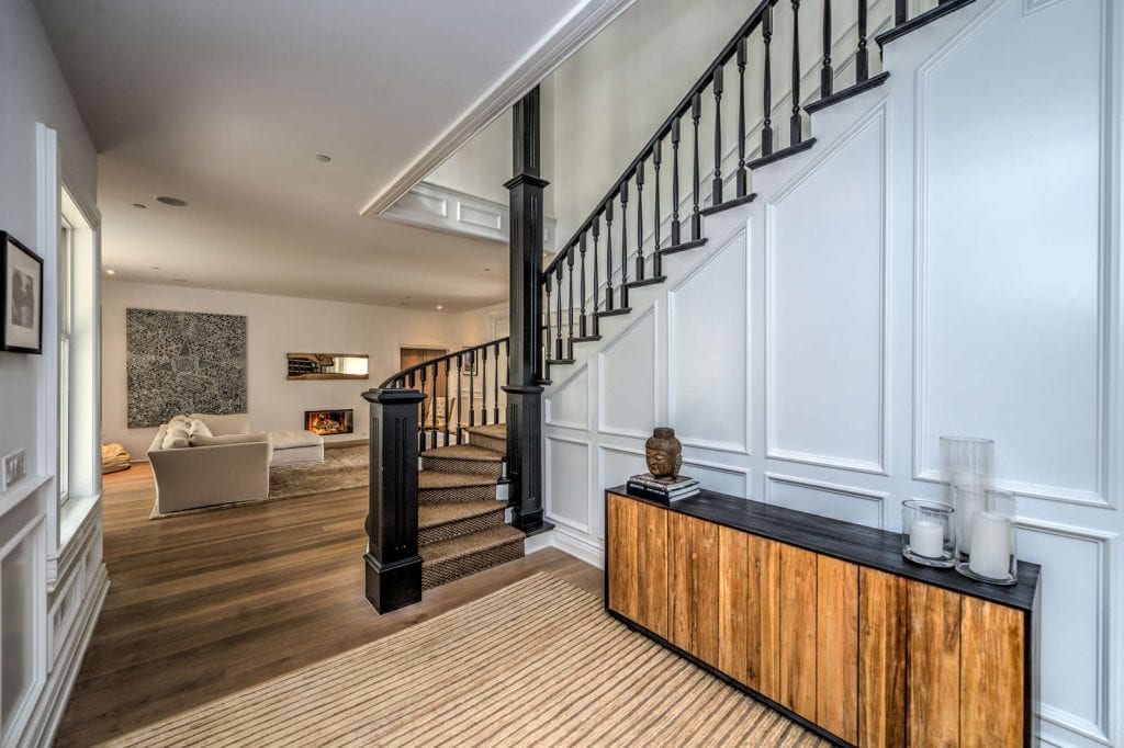 Minimalismo y elegancia, así es la casa de Elsa Pataky en Australia