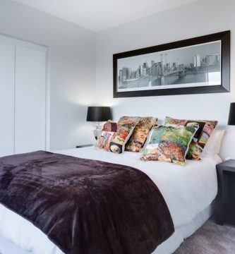 iluminar y decorar una habitacion sin ventanas 1